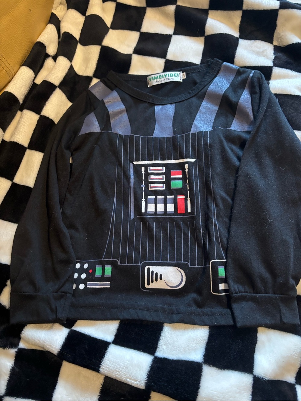 2T starwars shirt